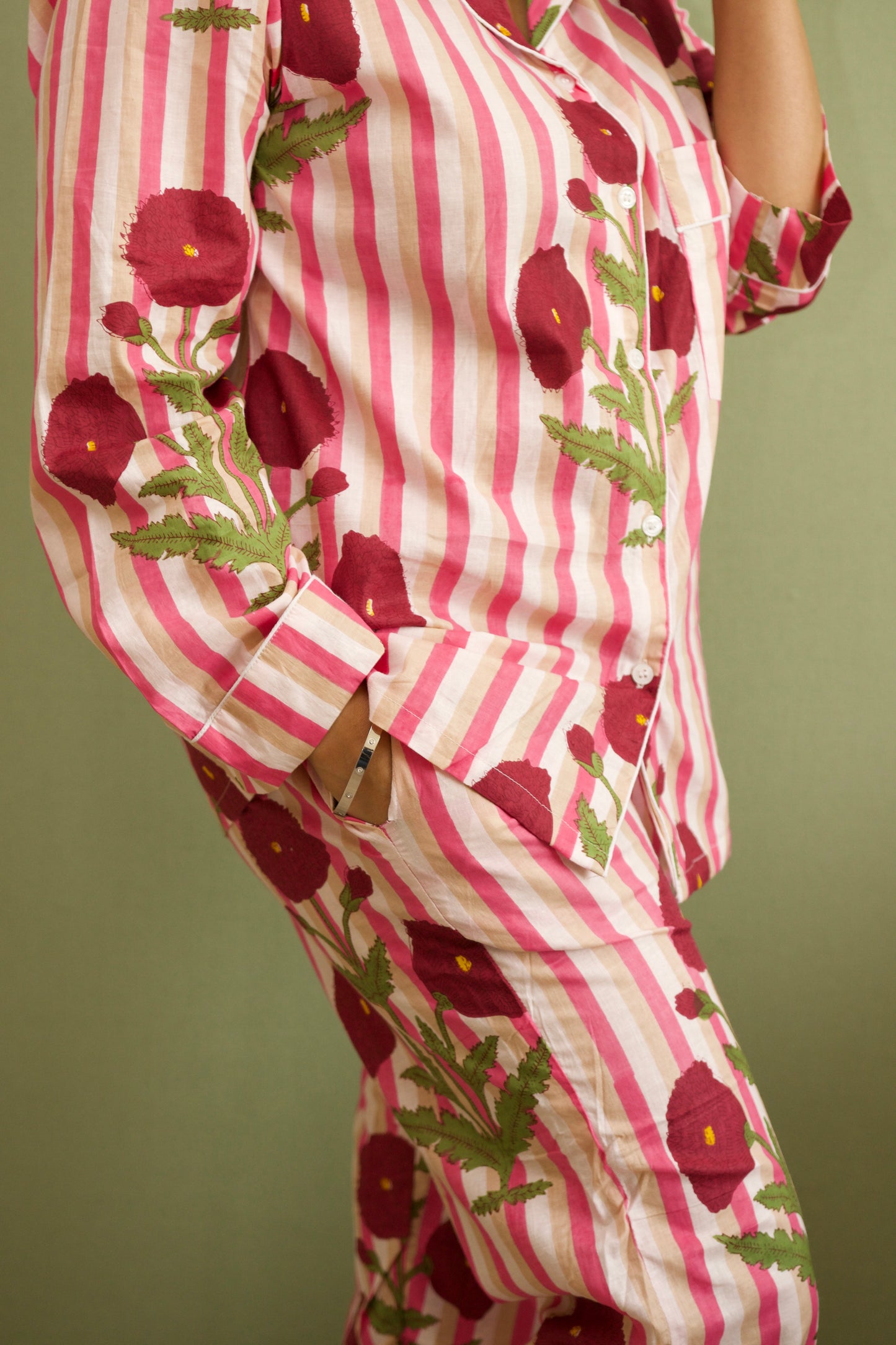 🌸 Gulaabi Bagh - Pink Floral Cotton Pyjama Set