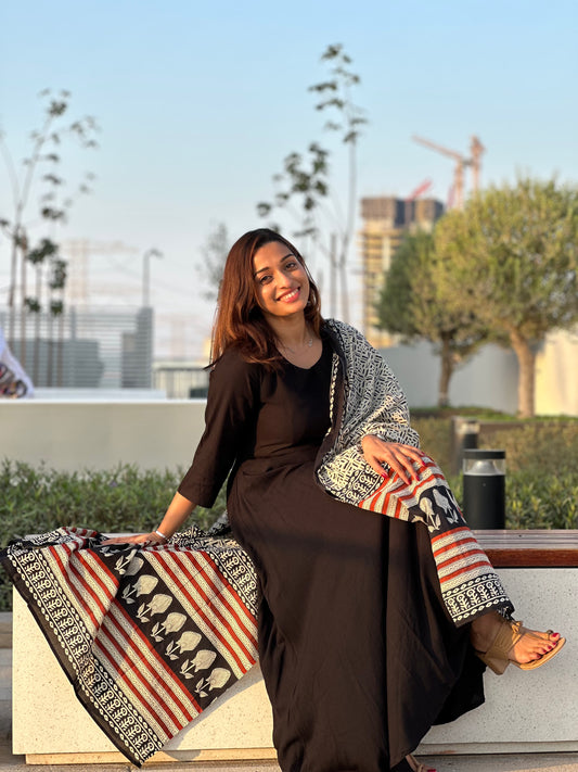 Nehrin - Solid Black Kurta Set with Cotton Dupatta